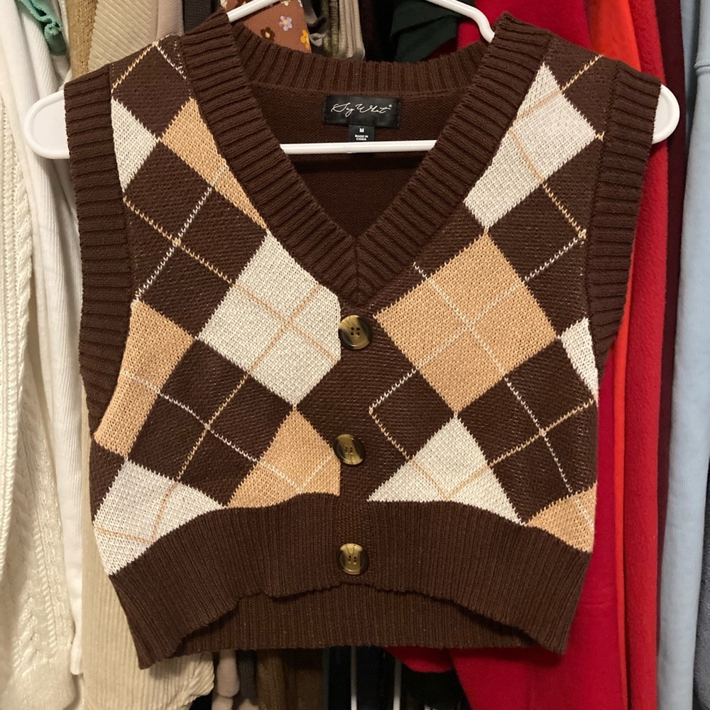 Button up Sweater Vest Brown🤎